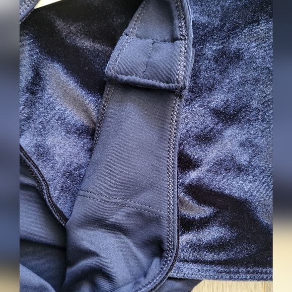 Fabletics One Strap Velour Bodysuit Size XXL - Picture 5 of 10